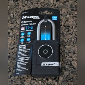Masterlock Ball Bearing Bluetooth Smart Padlock Indoor/Outdoor 4401DLH New